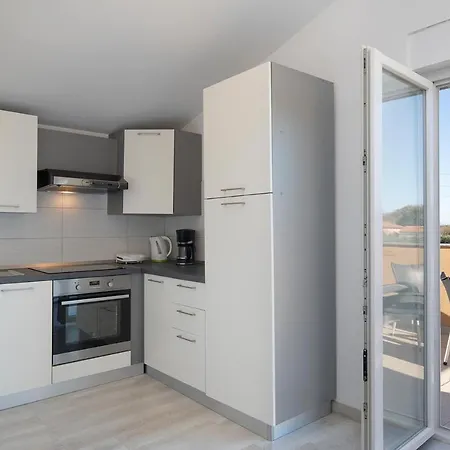 With 4 Bedrooms In With Private Pool Enclosed Garden And Wifi Βίλα Μεντουλίν